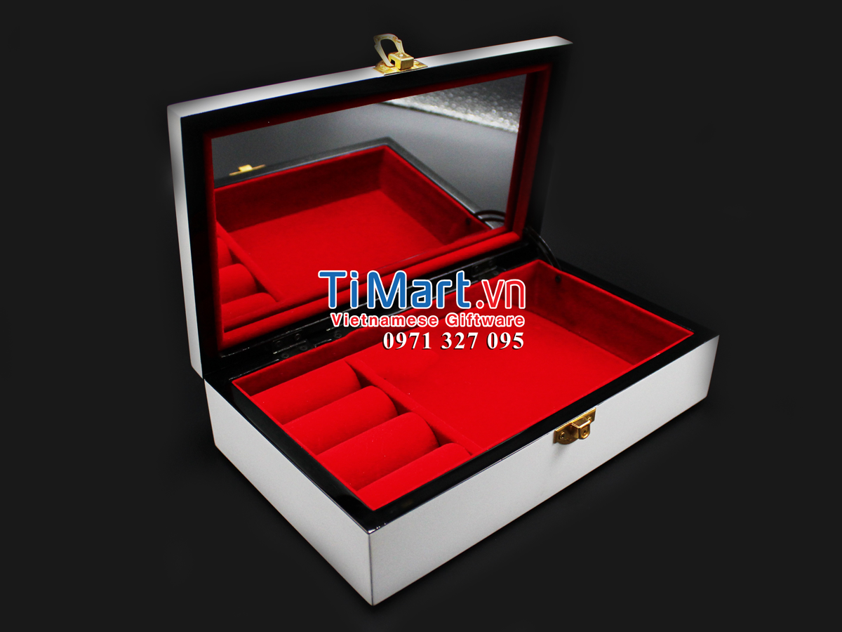  Lacquer Jewellery Box MNV-SPC003